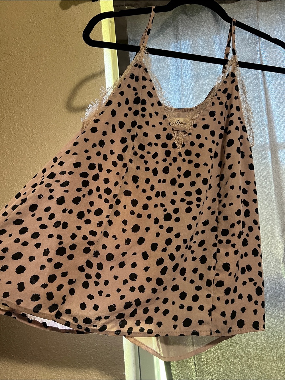 Listicle Mauve Cami with Black Spot Print and Lace Trim